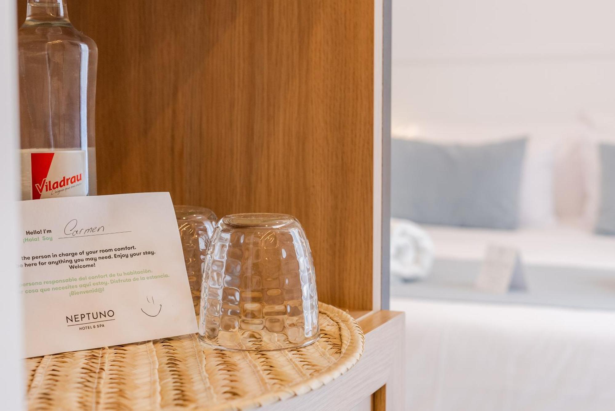Neptuno Hotel & Spa 4 Sup Calella Bilik gambar